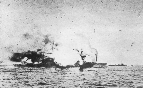 HMS Invincible explodes at Jutland, after a critical hit
